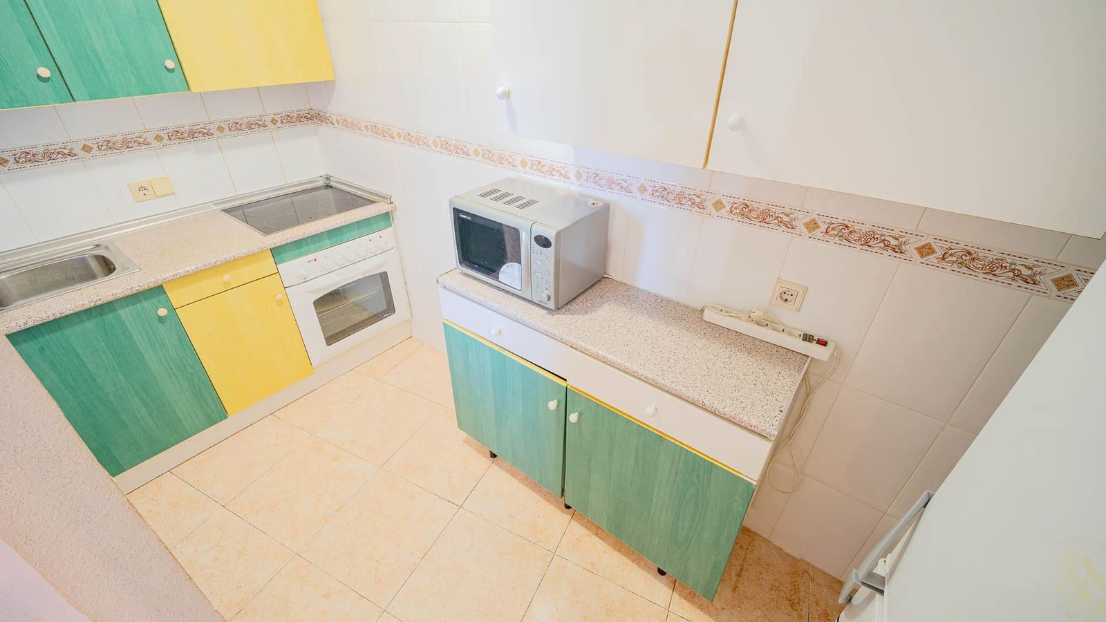 3 chambre Appartement à vendre à Torrevieja avec piscine - 159 999 € (Ref: 9541244)