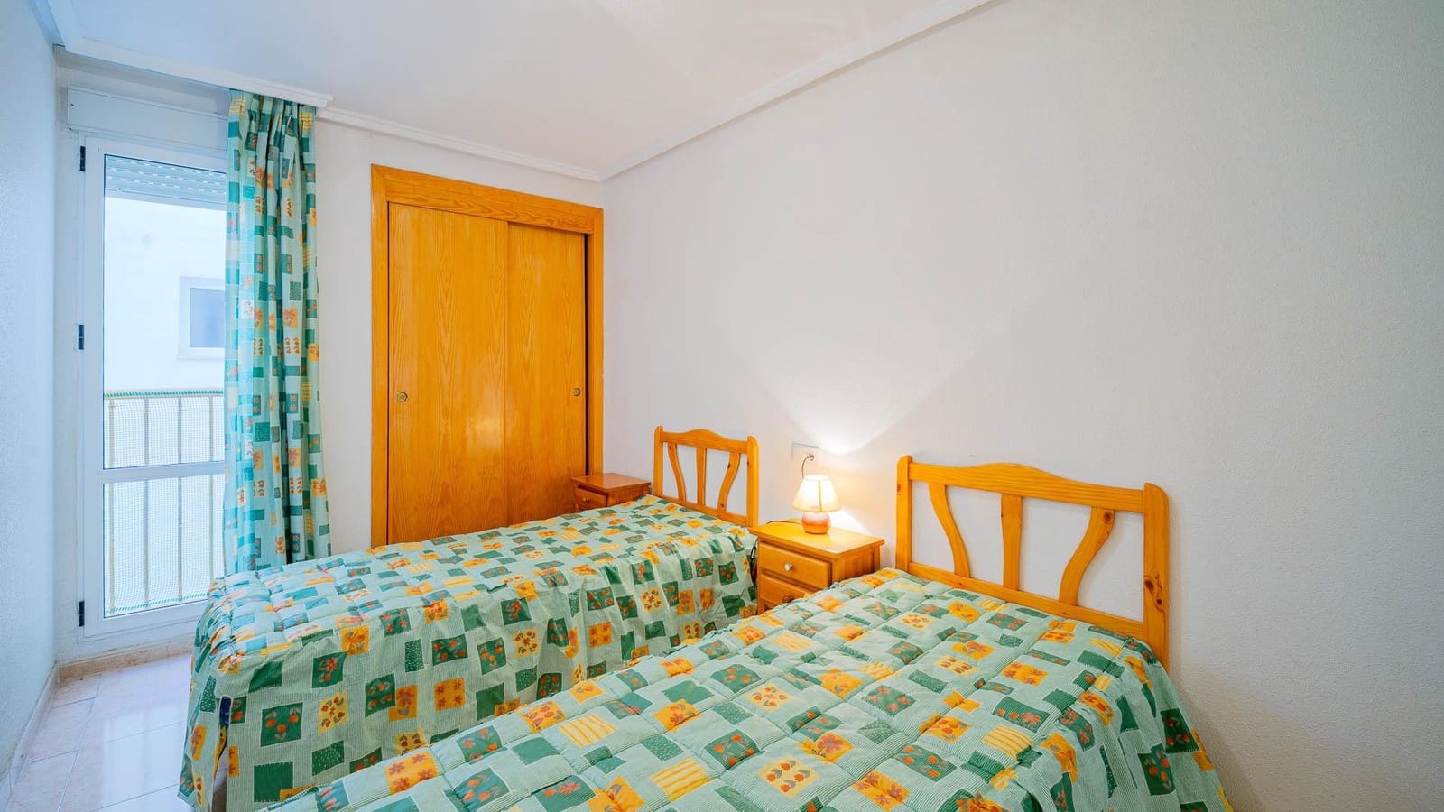 3 chambre Appartement à vendre à Torrevieja avec piscine - 159 999 € (Ref: 9541244)