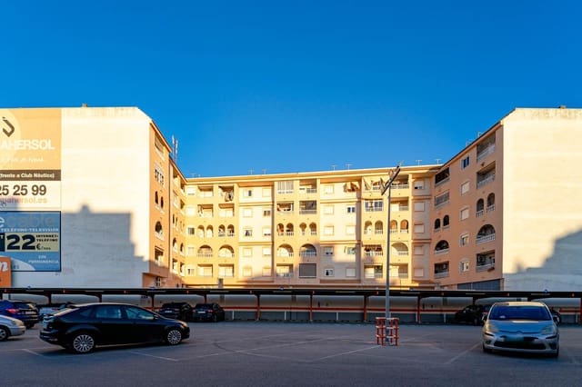 Apartamento de 3 habitaciones en El Molino, Torrevieja en venta con piscina - 159.999 € (Ref: 9541244)