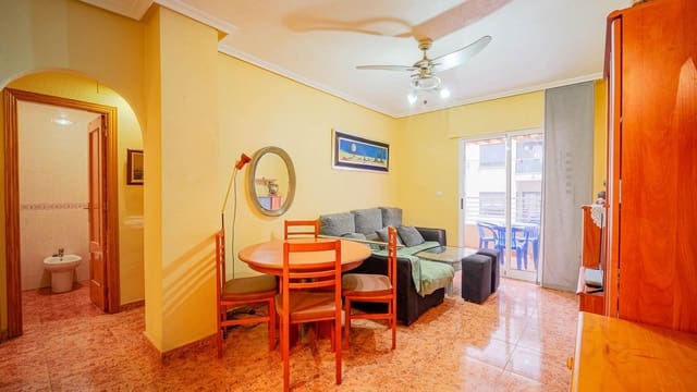 2 makuuhuone Huoneisto myytävänä paikassa Parque de las Naciones, Torrevieja mukana uima-altaan - 127 260 € (Ref: 9548380)