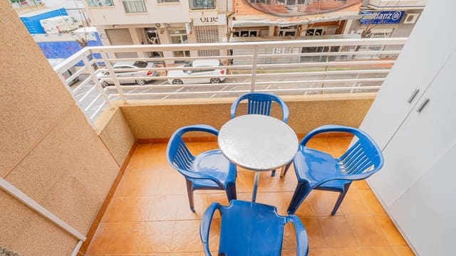 2 makuuhuone Huoneisto myytävänä paikassa Parque de las Naciones, Torrevieja mukana uima-altaan - 127 260 € (Ref: 9548380)
