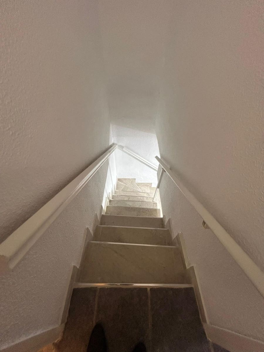 Apartamento de 2 habitaciones en Torrevieja en venta con piscina - 135.000 € (Ref: 9555989)