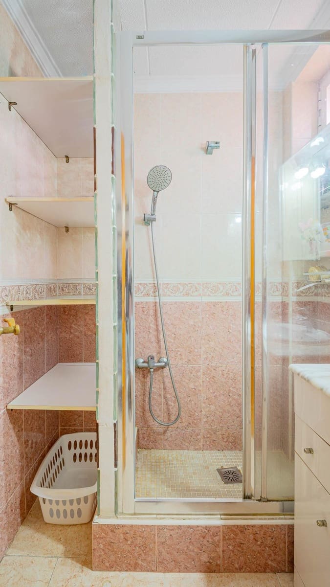 3 chambre Appartement à vendre à Torrevieja - 129 999 € (Ref: 9555990)