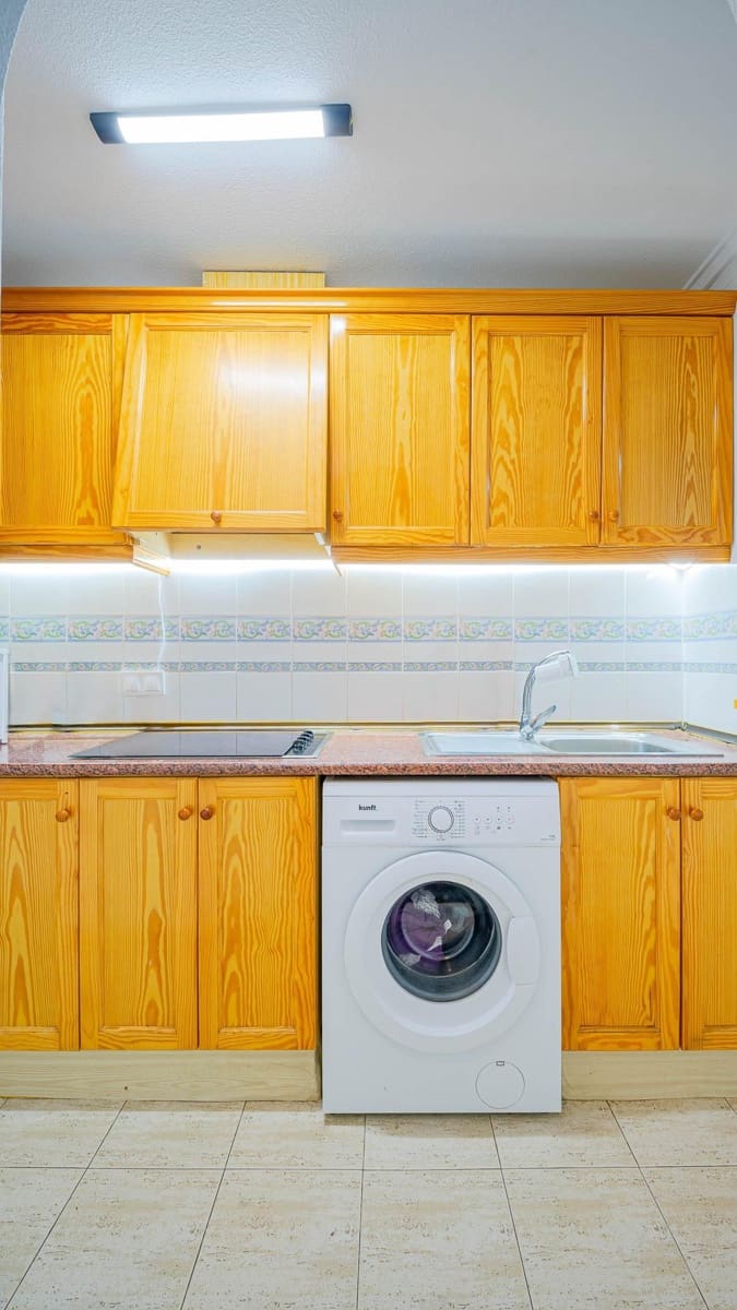 2 sypialnia Apartament na sprzedaż w Torrevieja z basenem garażem - 143 999 € (Ref: 9561942)