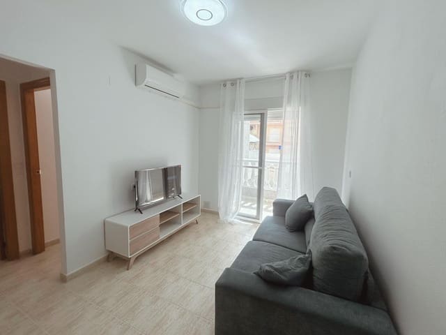 2 chambre Appartement à vendre à Centro, Torrevieja avec piscine garage - 134 500 € (Ref: 9561942)