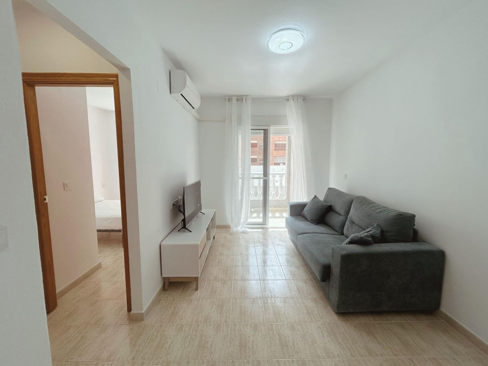 2 chambre Appartement à vendre à Torrevieja avec piscine garage - 134 500 € (Ref: 9561942)