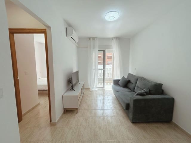 2 chambre Appartement à vendre à Centro, Torrevieja avec piscine garage - 134 500 € (Ref: 9561942)