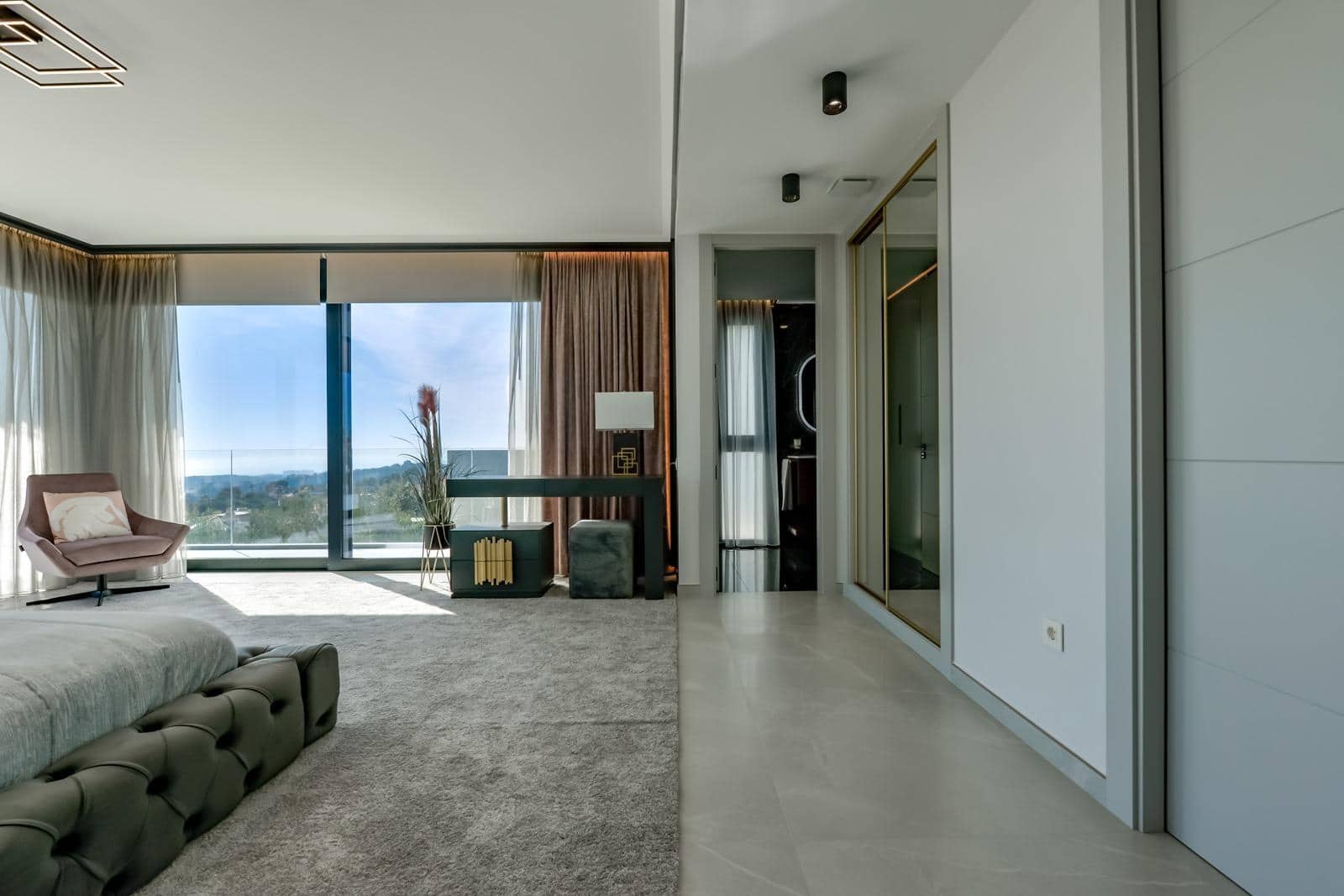 8 bedroom Villa for sale in Finestrat with pool garage - € 4,450,000 (Ref: 9615876)