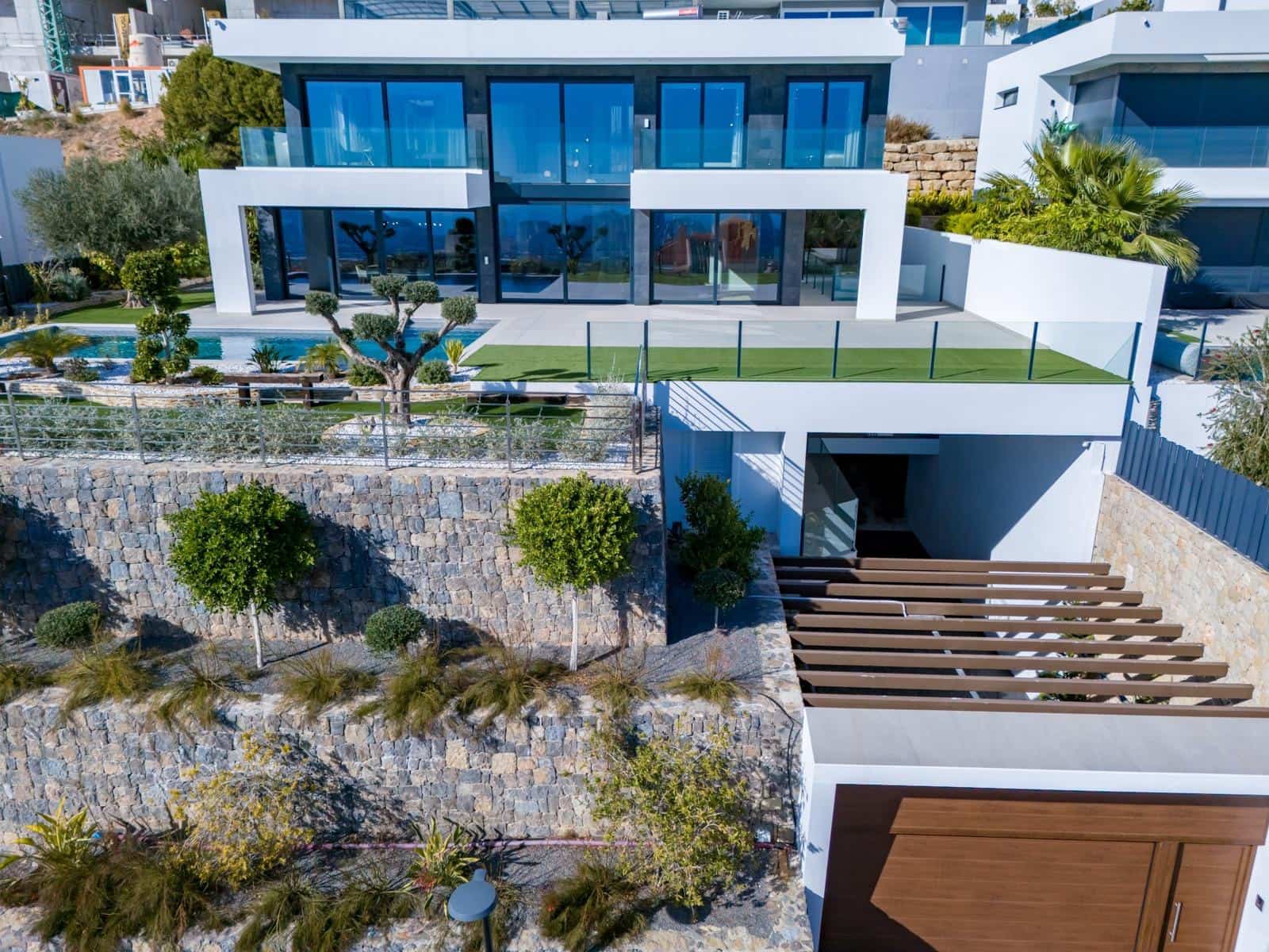 8 bedroom Villa for sale in Finestrat with pool garage - € 4,450,000 (Ref: 9615876)