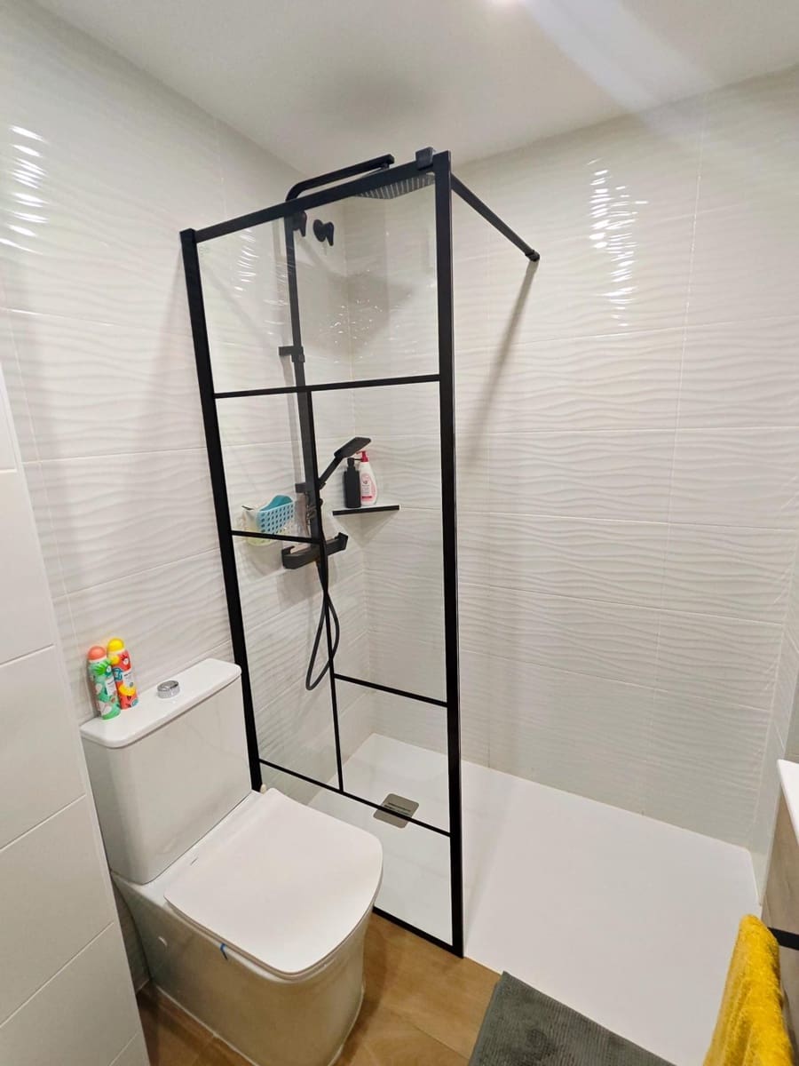 1 chambre Appartement à vendre à Torrevieja avec piscine - 113 999 € (Ref: 9625812)