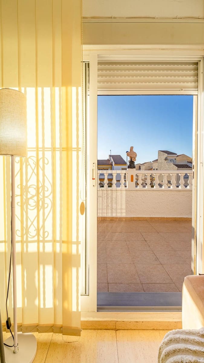 3 quarto Bungalow para venda em Gran Alacant com piscina - 224 999 € (Ref: 9627696)