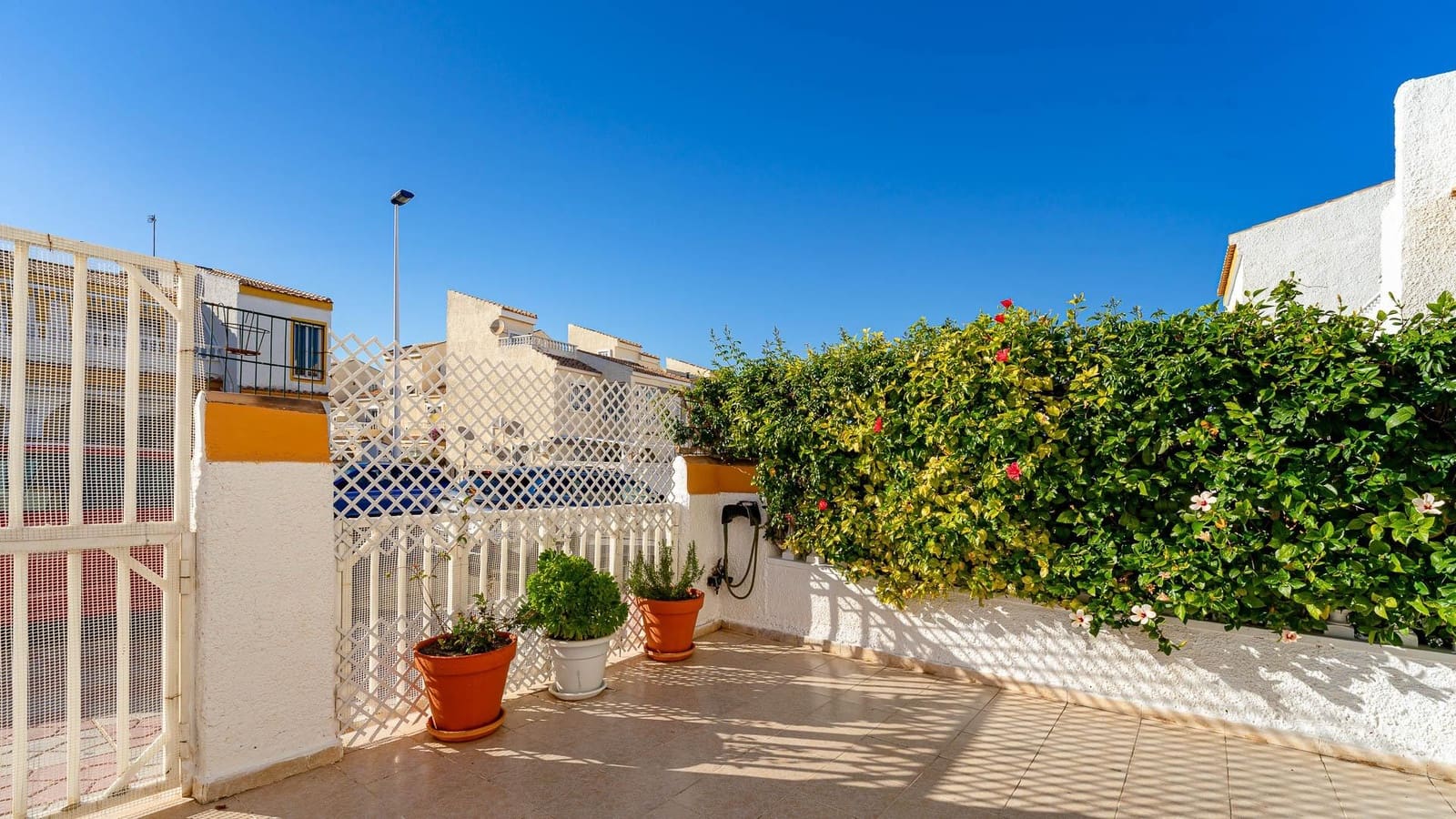 3 quarto Bungalow para venda em Gran Alacant com piscina - 224 999 € (Ref: 9627696)