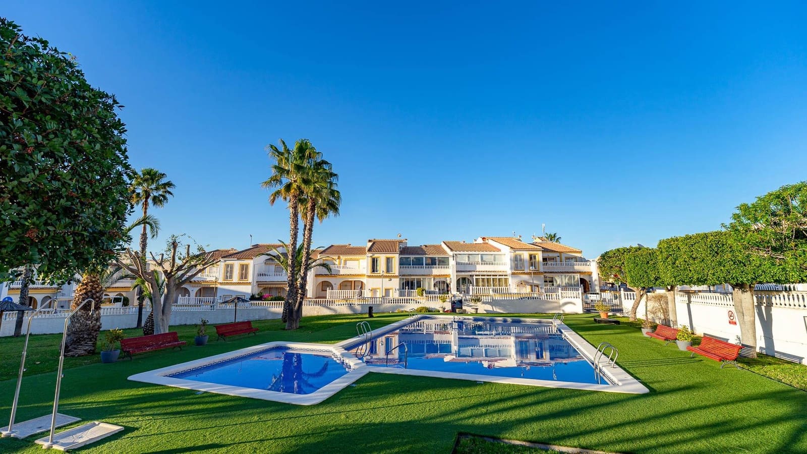 3 quarto Bungalow para venda em Gran Alacant com piscina - 224 999 € (Ref: 9627696)