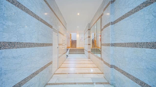 2 soverom Penthouse til salgs i Centro, Torrevieja - € 139 999 (Ref: 9627697)