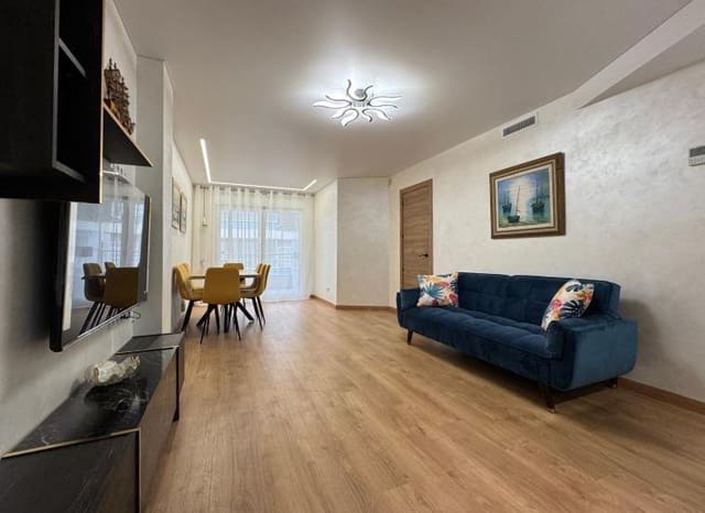 Apartamento de 3 habitaciones en Centro, Torrevieja en venta - 244.999 € (Ref: 9627698)