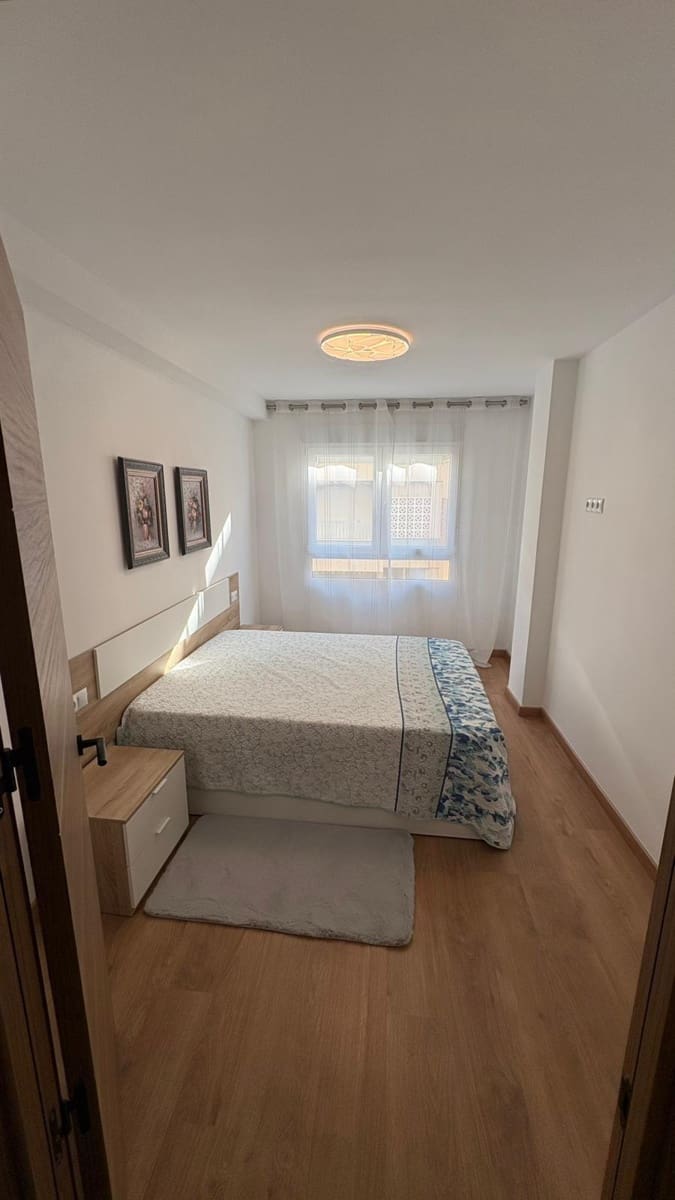 Apartamento de 3 habitaciones en Torrevieja en venta - 244.999 € (Ref: 9627698)