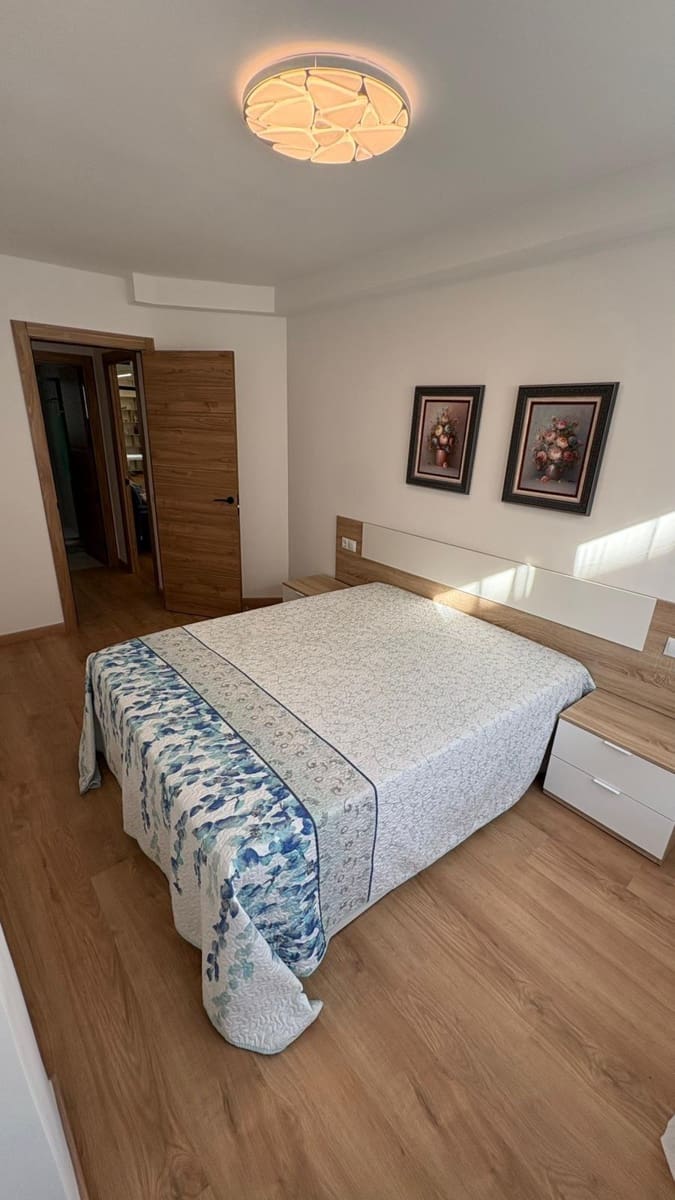 Apartamento de 3 habitaciones en Torrevieja en venta - 244.999 € (Ref: 9627698)