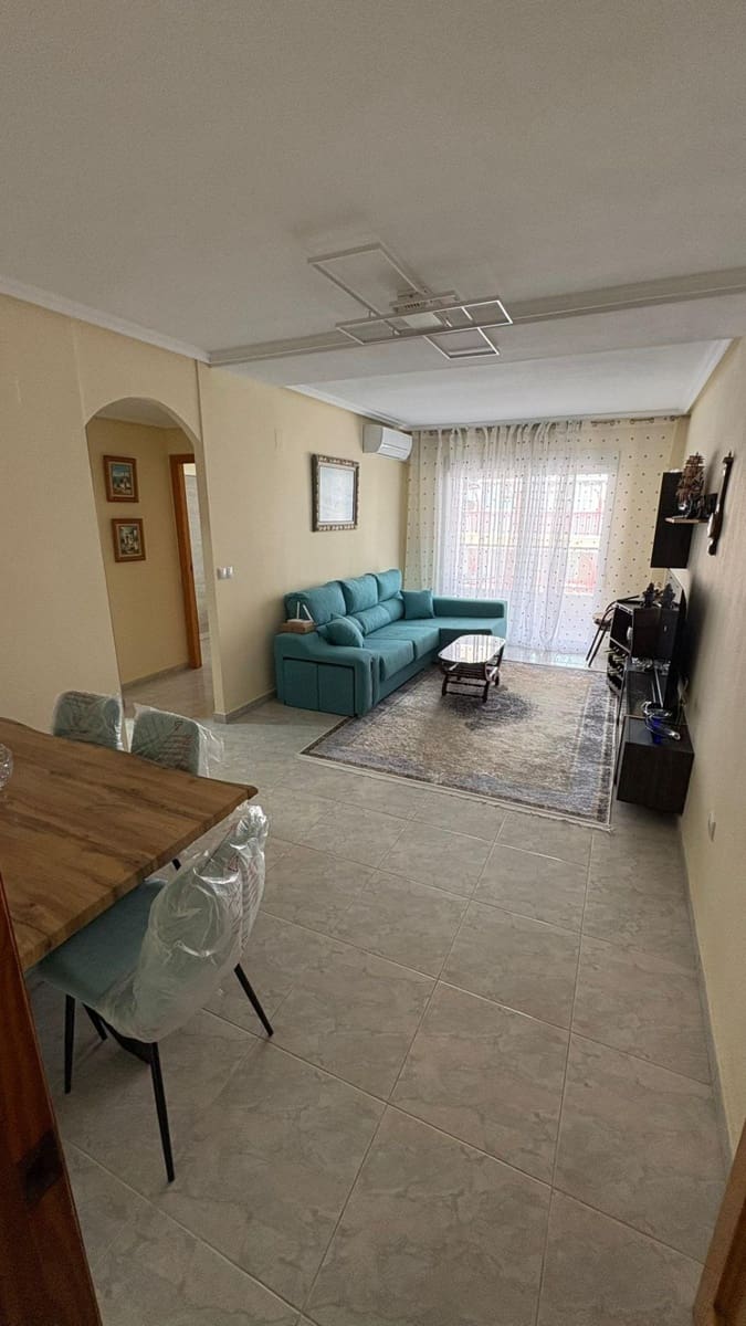 3 quarto Apartamento para venda em Torrevieja - 229 999 € (Ref: 9634421)
