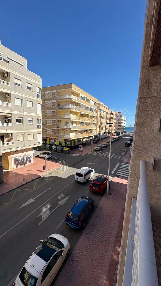 3 quarto Apartamento para venda em Torrevieja - 229 999 € (Ref: 9634421)