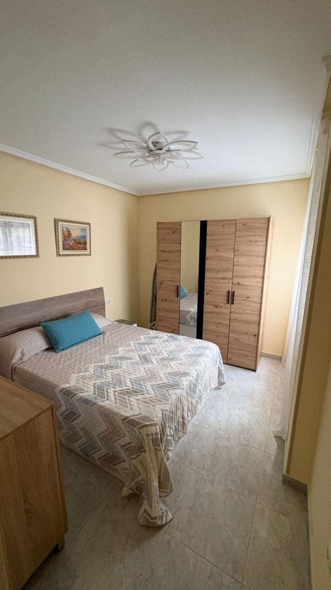 3 quarto Apartamento para venda em Torrevieja - 229 999 € (Ref: 9634421)
