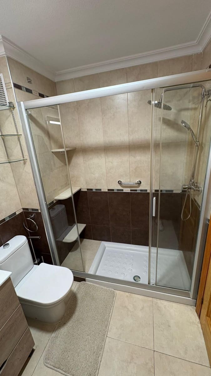 3 quarto Apartamento para venda em Torrevieja - 229 999 € (Ref: 9634421)
