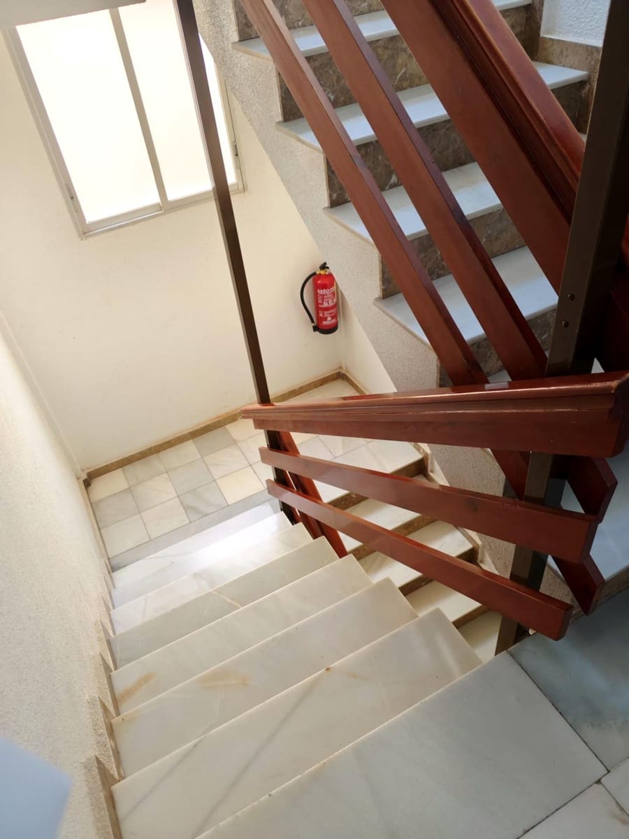 3 quarto Apartamento para venda em Los Montesinos - 95 000 € (Ref: 9637721)