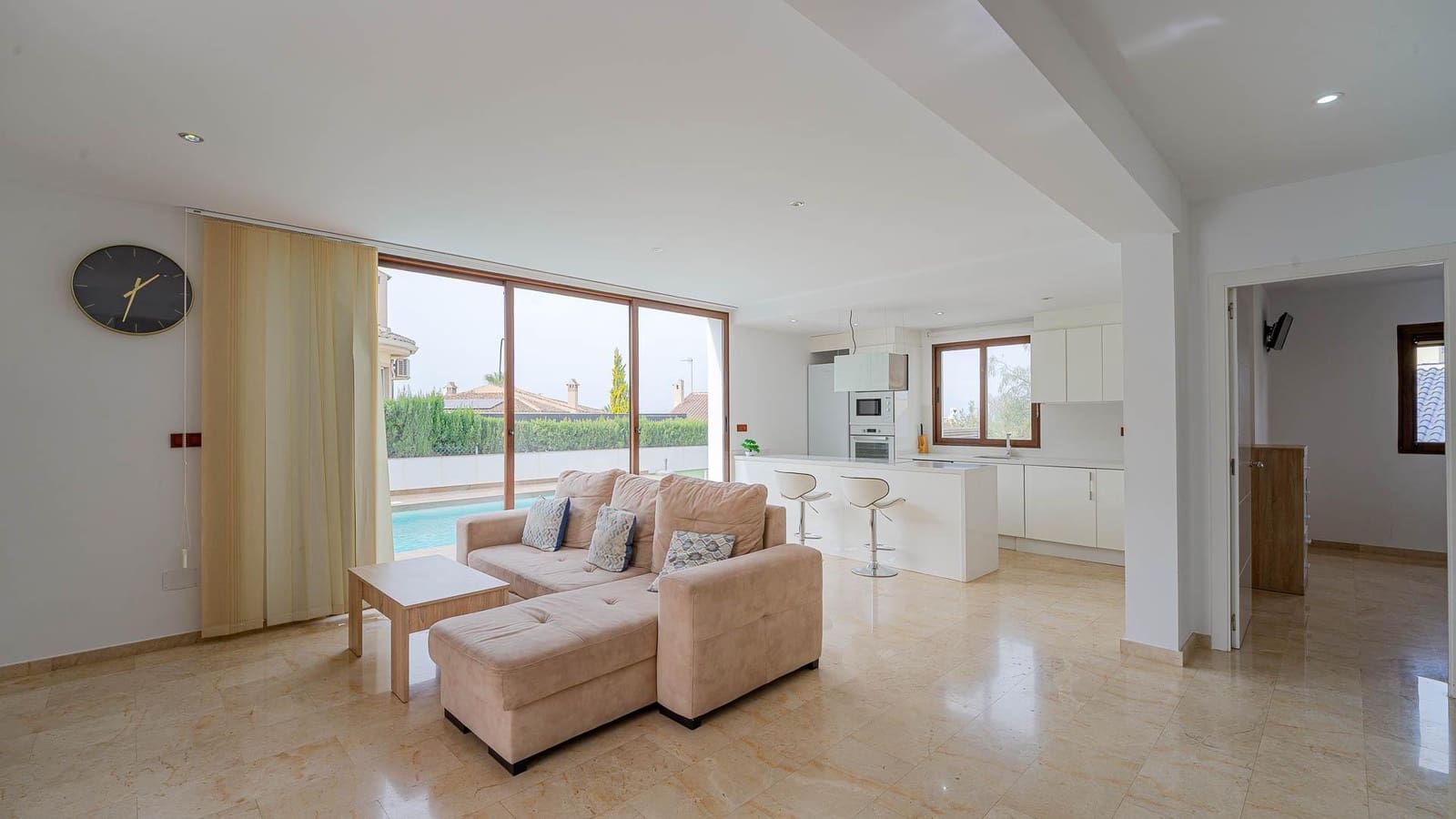 6 chambre Villa/Maison à vendre à Dona Pepa avec piscine - 565 000 € (Ref: 9652124)