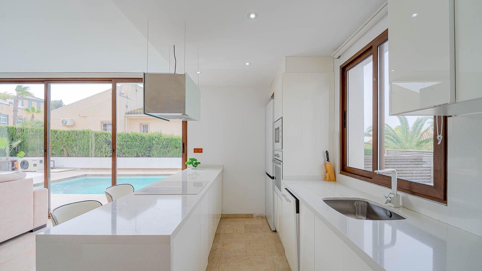 6 chambre Villa/Maison à vendre à Dona Pepa avec piscine - 565 000 € (Ref: 9652124)