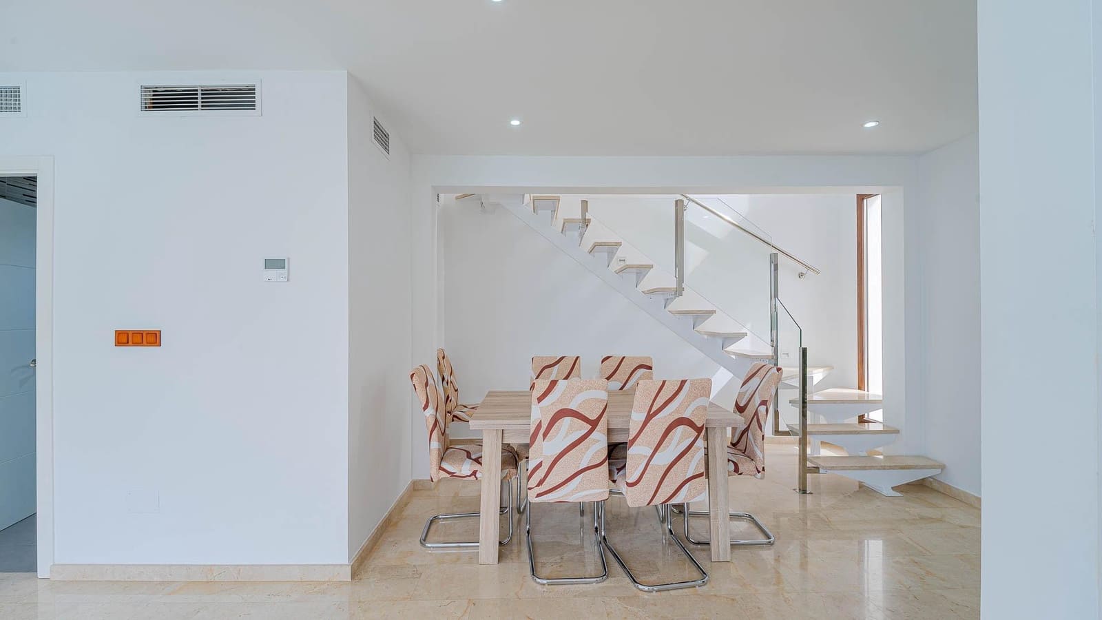 6 chambre Villa/Maison à vendre à Dona Pepa avec piscine - 565 000 € (Ref: 9652124)