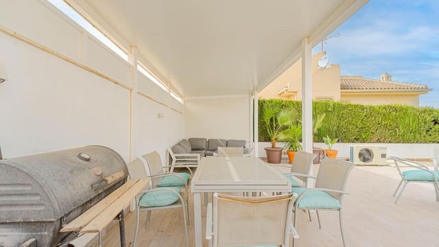 6 chambre Villa/Maison à vendre à Doña Pepa, Rojales avec piscine - 565 000 € (Ref: 9652124)