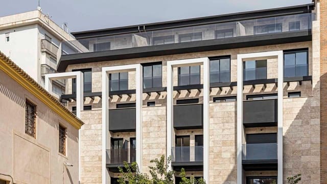 4 soveværelse Penthouse til salg i Murcia by med garage - € 590.000 (Ref: 9652129)