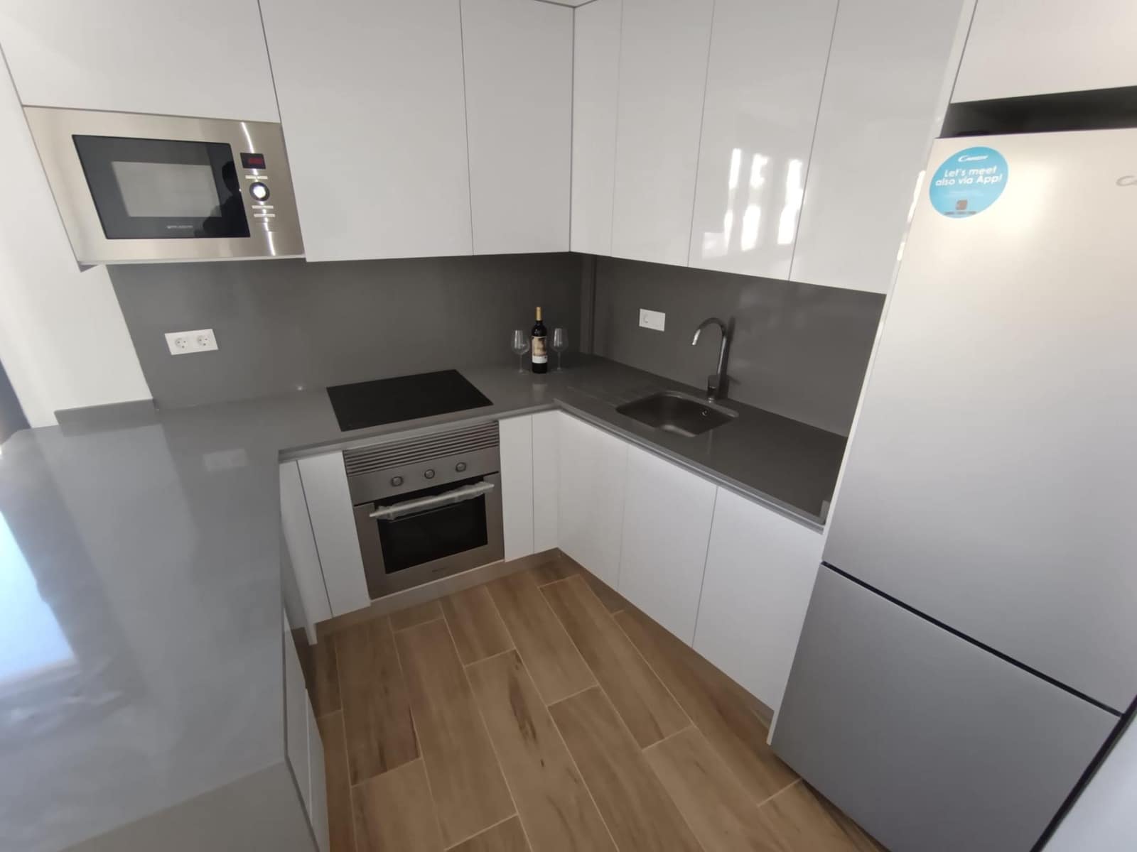 2 Zimmer Apartment zu verkaufen in Filipinas mit Pool - 285.000 € (Ref: 9656204)