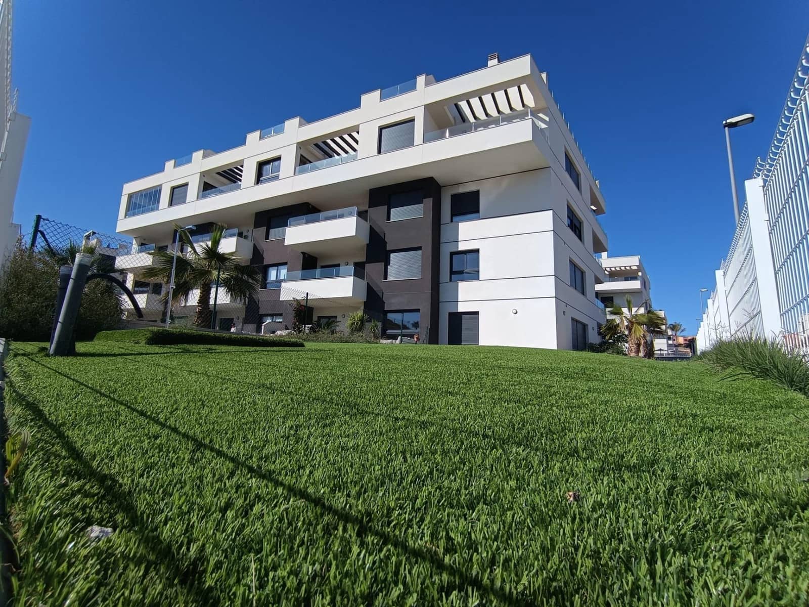 2 Zimmer Apartment zu verkaufen in Filipinas mit Pool - 285.000 € (Ref: 9656204)