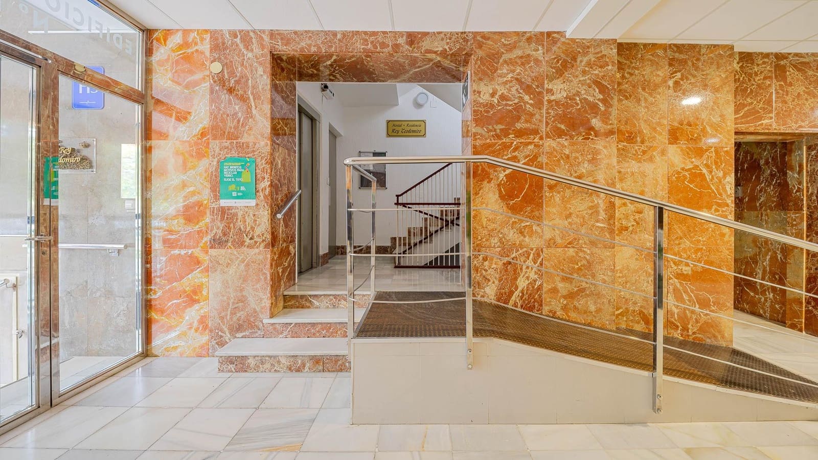 5 sypialnia Penthouse na sprzedaż w Orihuela - 450 000 € (Ref: 9656205)