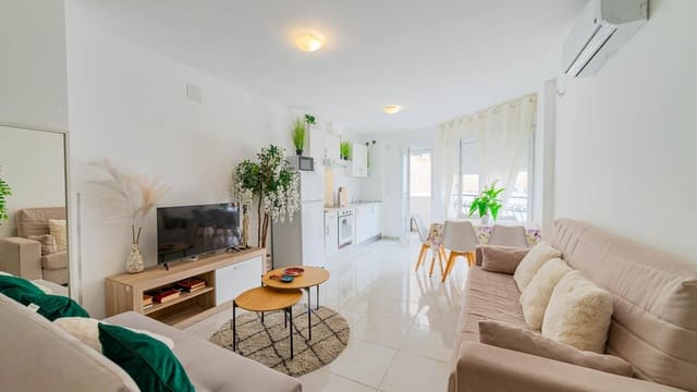 Studio for sale in Las Piscinas Naturales, Torrevieja with pool - € 109,999 (Ref: 9677587)