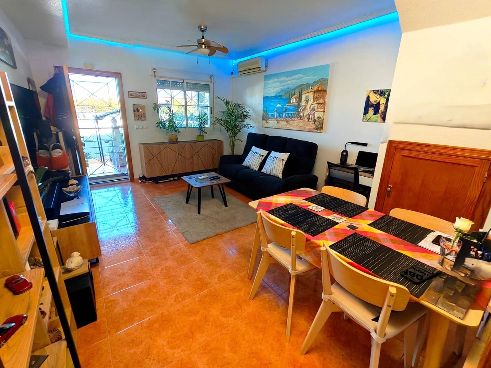 2 quarto Apartamento para venda em Torrevieja com piscina - 185 000 € (Ref: 9686560)