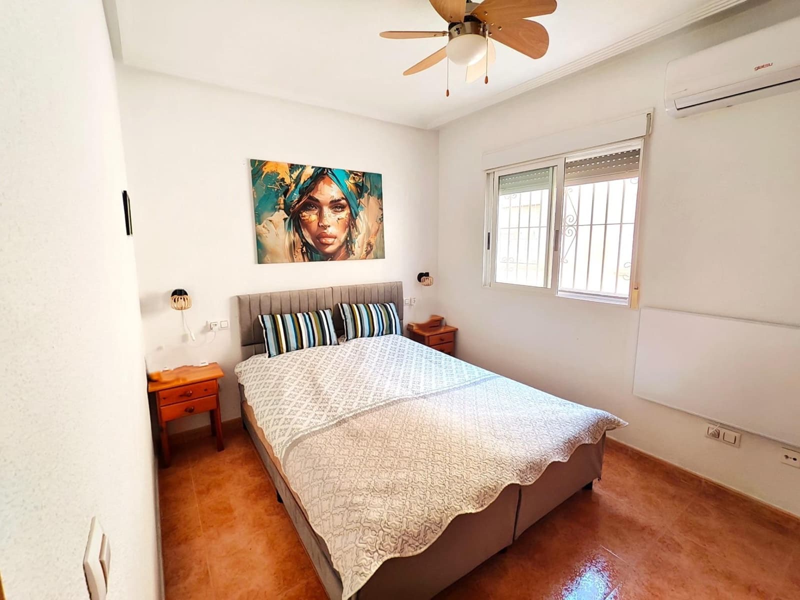 2 quarto Apartamento para venda em Torrevieja com piscina - 185 000 € (Ref: 9686560)