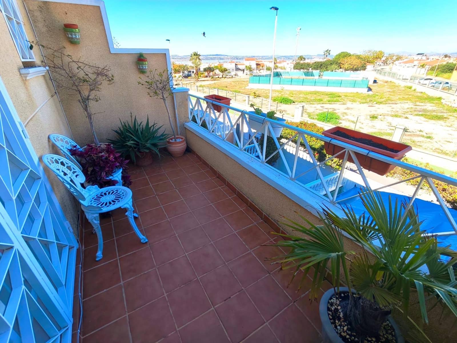 2 quarto Apartamento para venda em Torrevieja com piscina - 185 000 € (Ref: 9686560)