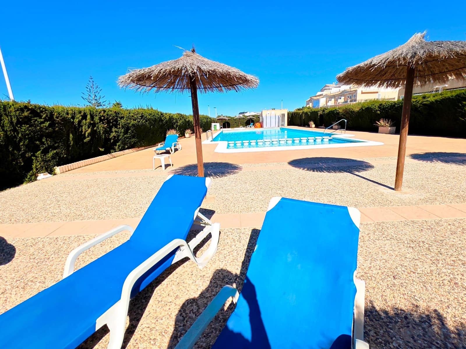 2 quarto Apartamento para venda em Torrevieja com piscina - 185 000 € (Ref: 9686560)