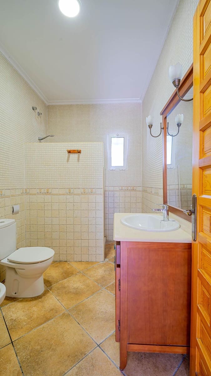 Chalet de 8 habitaciones en Rojales en venta con piscina - 425.000 € (Ref: 9695465)