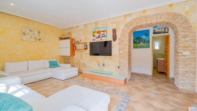 8 chambre Villa/Maison à vendre à Rojales avec piscine - 425 000 € (Ref: 9695465)