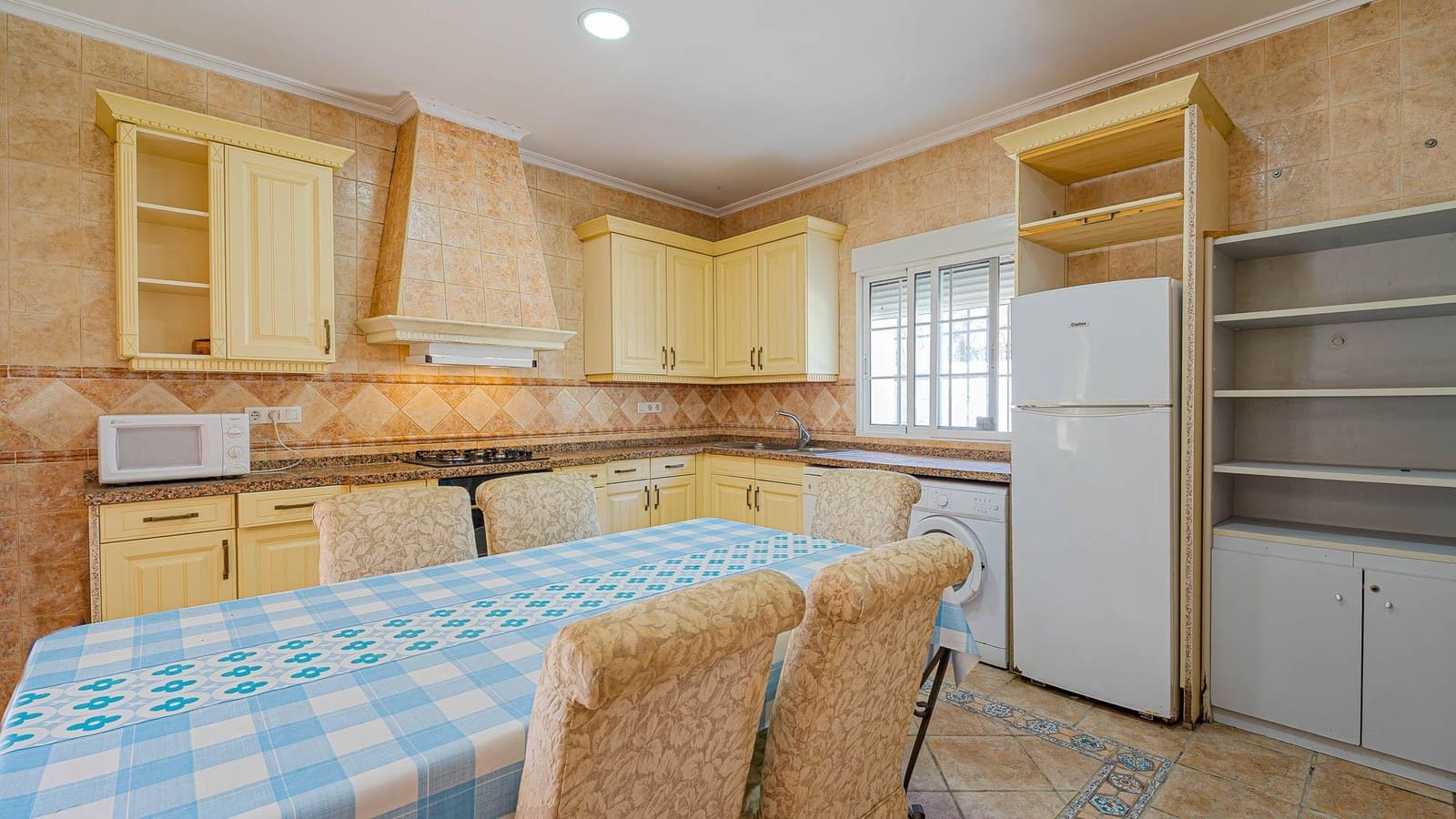 Chalet de 8 habitaciones en Rojales en venta con piscina - 425.000 € (Ref: 9695465)