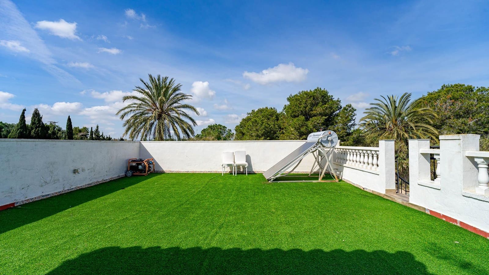 Chalet de 8 habitaciones en Rojales en venta con piscina - 425.000 € (Ref: 9695465)