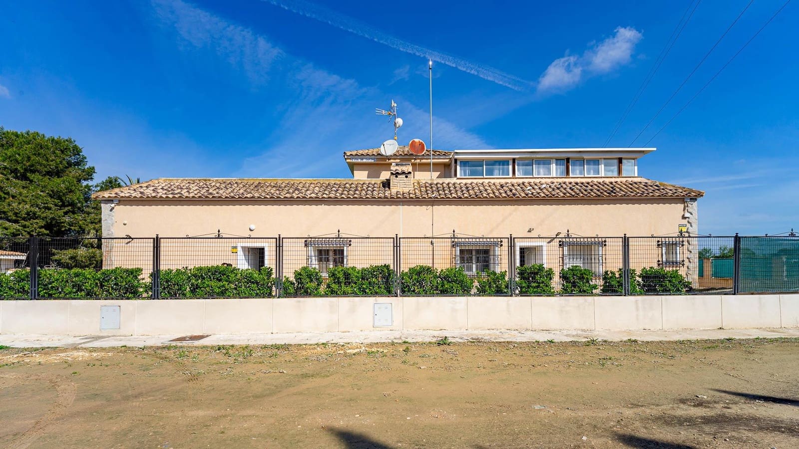 Chalet de 8 habitaciones en Rojales en venta con piscina - 425.000 € (Ref: 9695465)