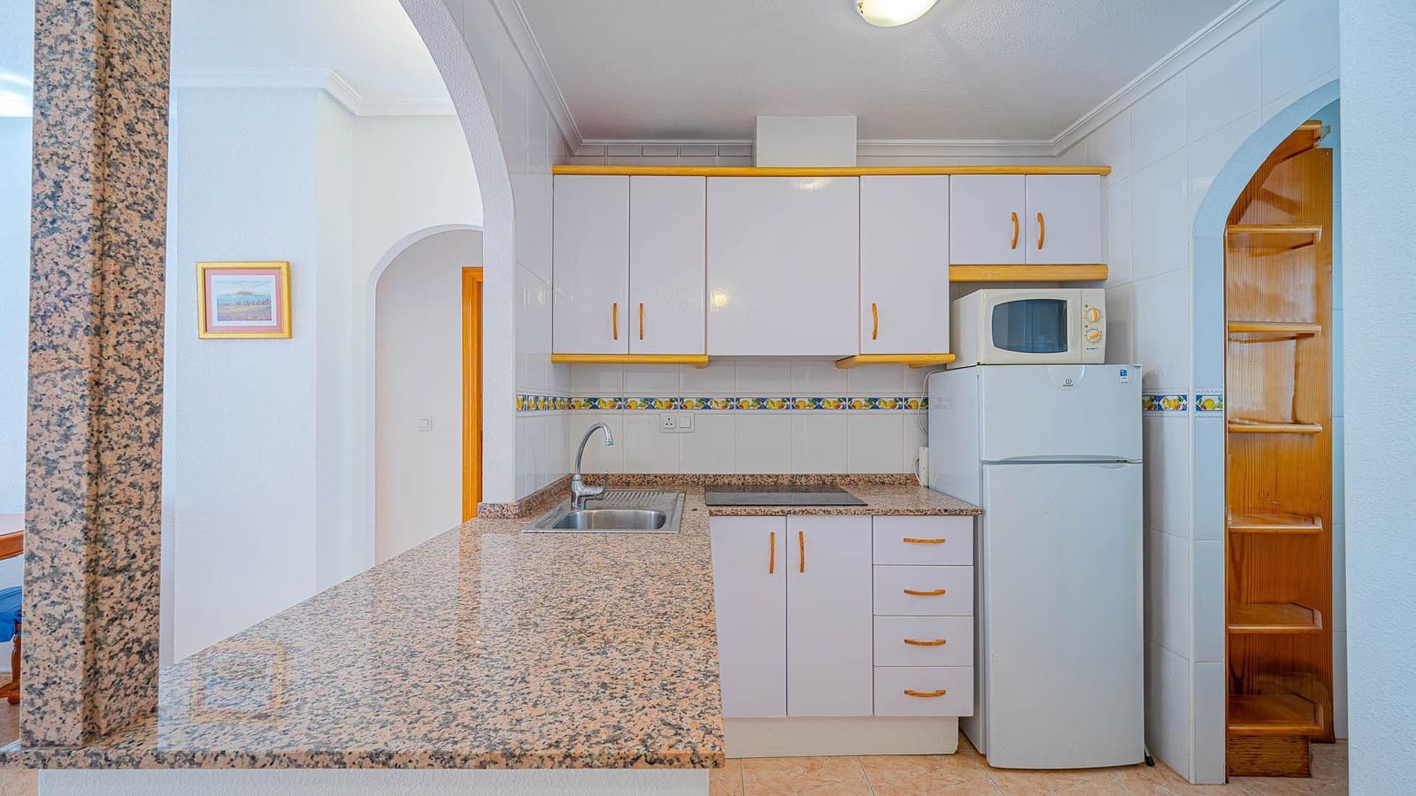 2 bedroom Apartment for sale in Torrevieja with pool - € 134,999 (Ref: 9695467)