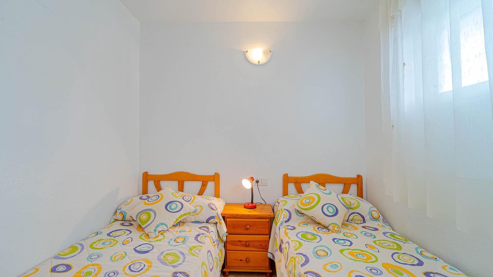 2 bedroom Apartment for sale in Torrevieja with pool - € 134,999 (Ref: 9695467)