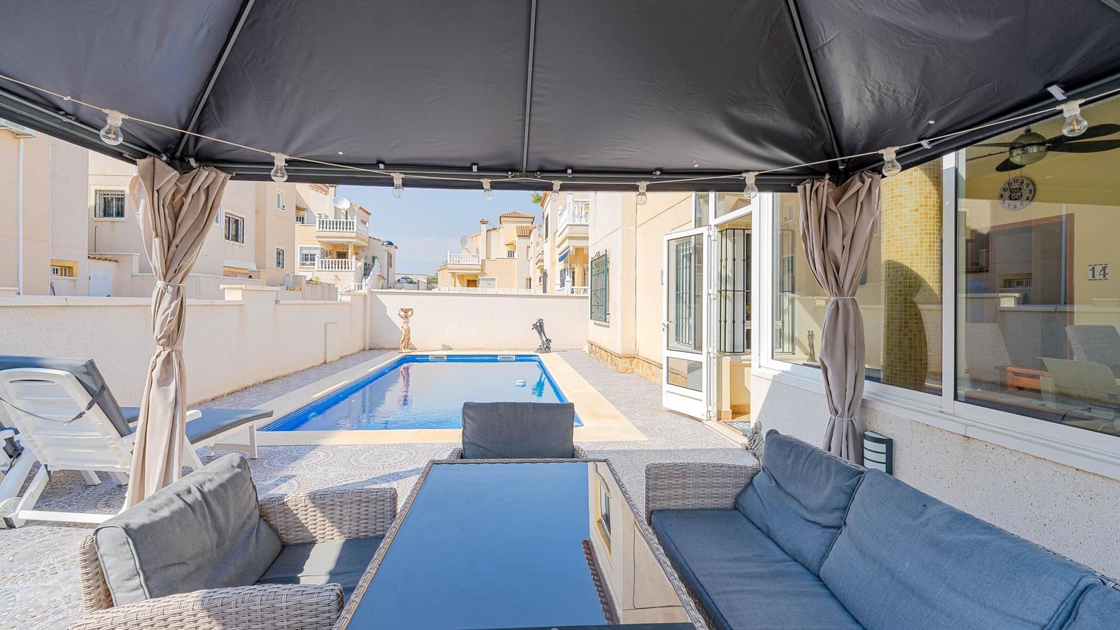 3 bedroom Apartment for sale in San Miguel de Salinas with pool - € 239,999 (Ref: 9715025)