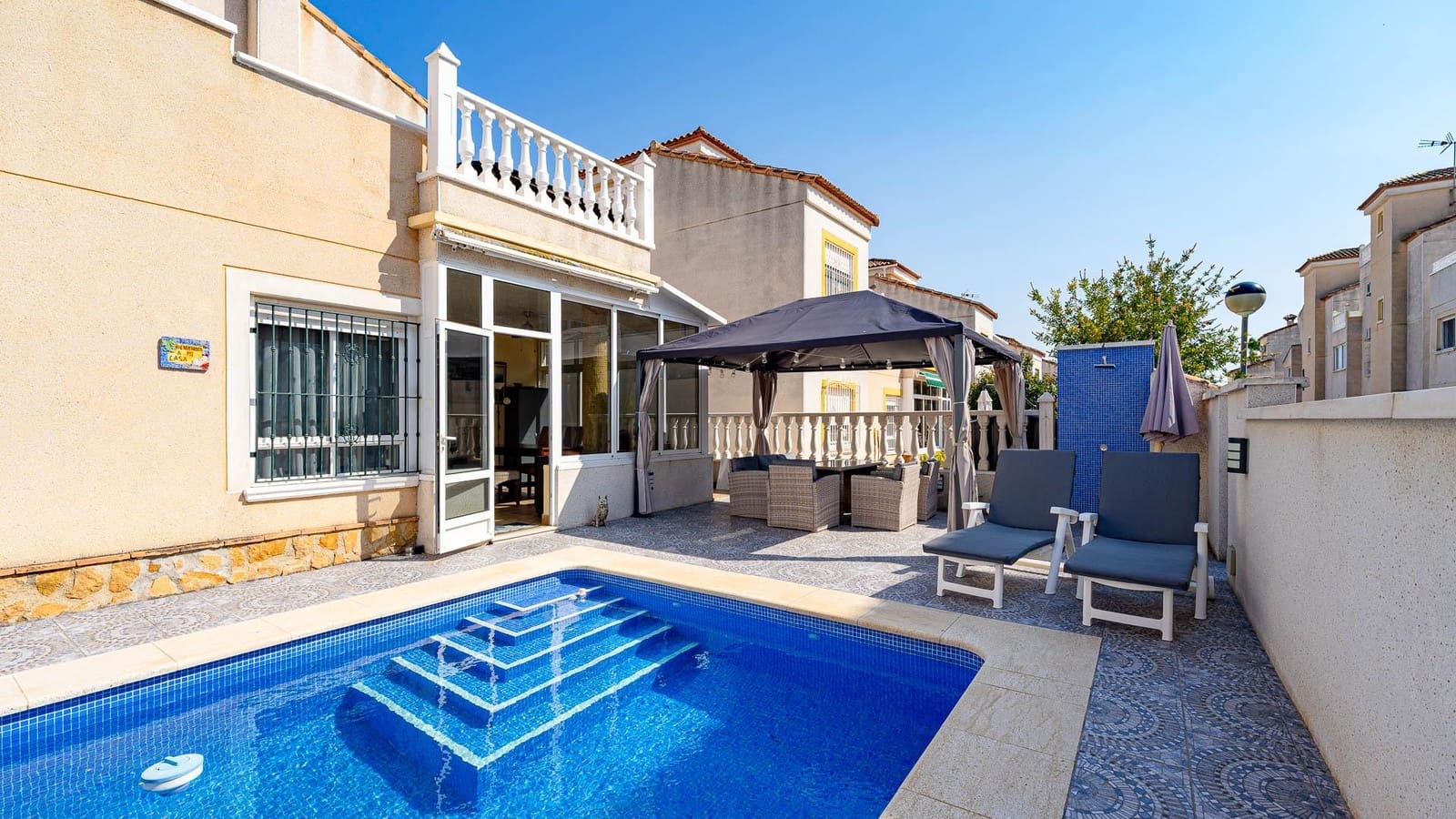 3 bedroom Apartment for sale in San Miguel de Salinas with pool - € 239,999 (Ref: 9715025)