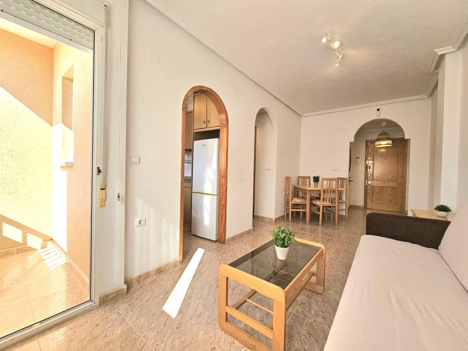 1 Zimmer Apartment zu verkaufen in Torrevieja - 115.000 € (Ref: 9720098)