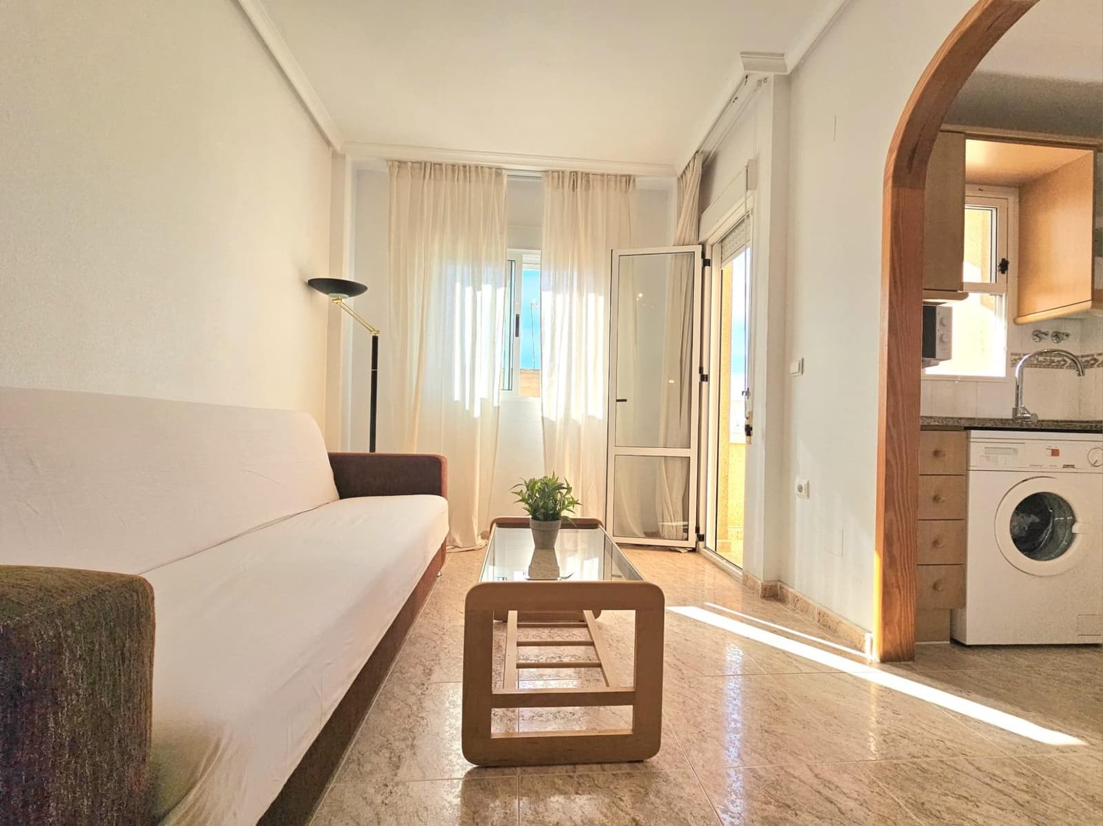 1 Zimmer Apartment zu verkaufen in Torrevieja - 115.000 € (Ref: 9720098)